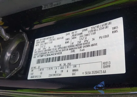 2018 Ford F-150 Xl z USA, uszkodzony, nr VIN 1FTMF1CB4JKC41035